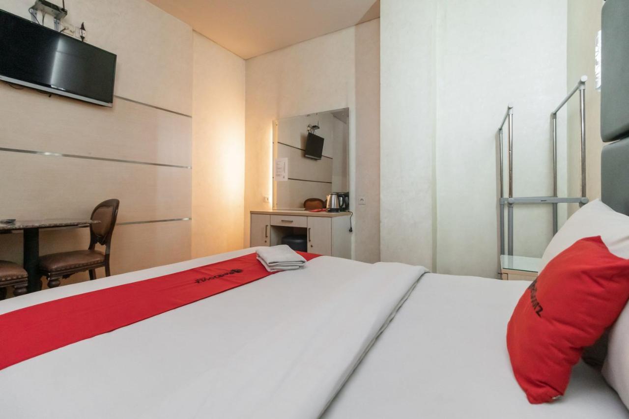 Hotel Reddoorz At Jalan Gunung Sahari Yakarta Exterior foto