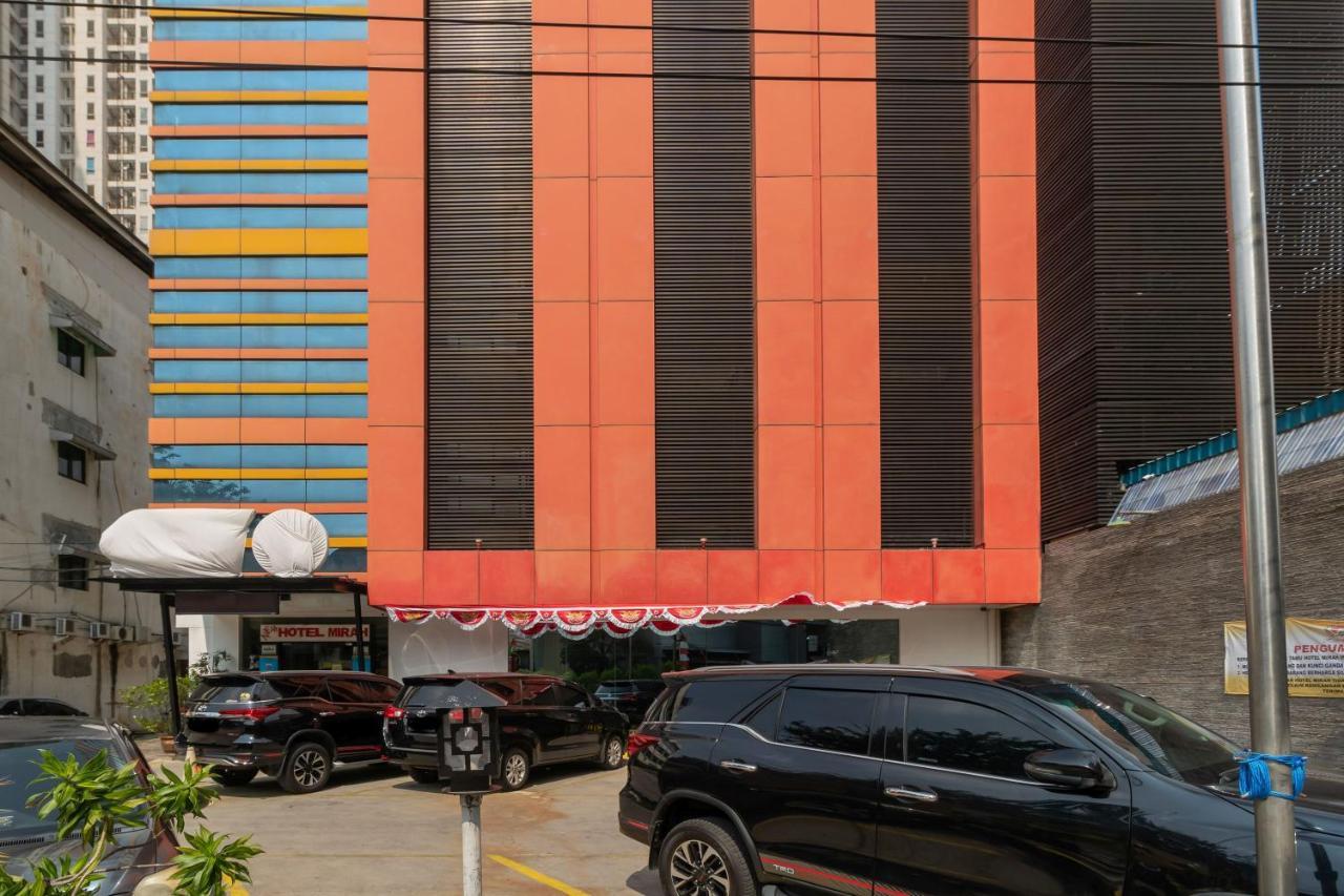 Hotel Reddoorz At Jalan Gunung Sahari Yakarta Exterior foto
