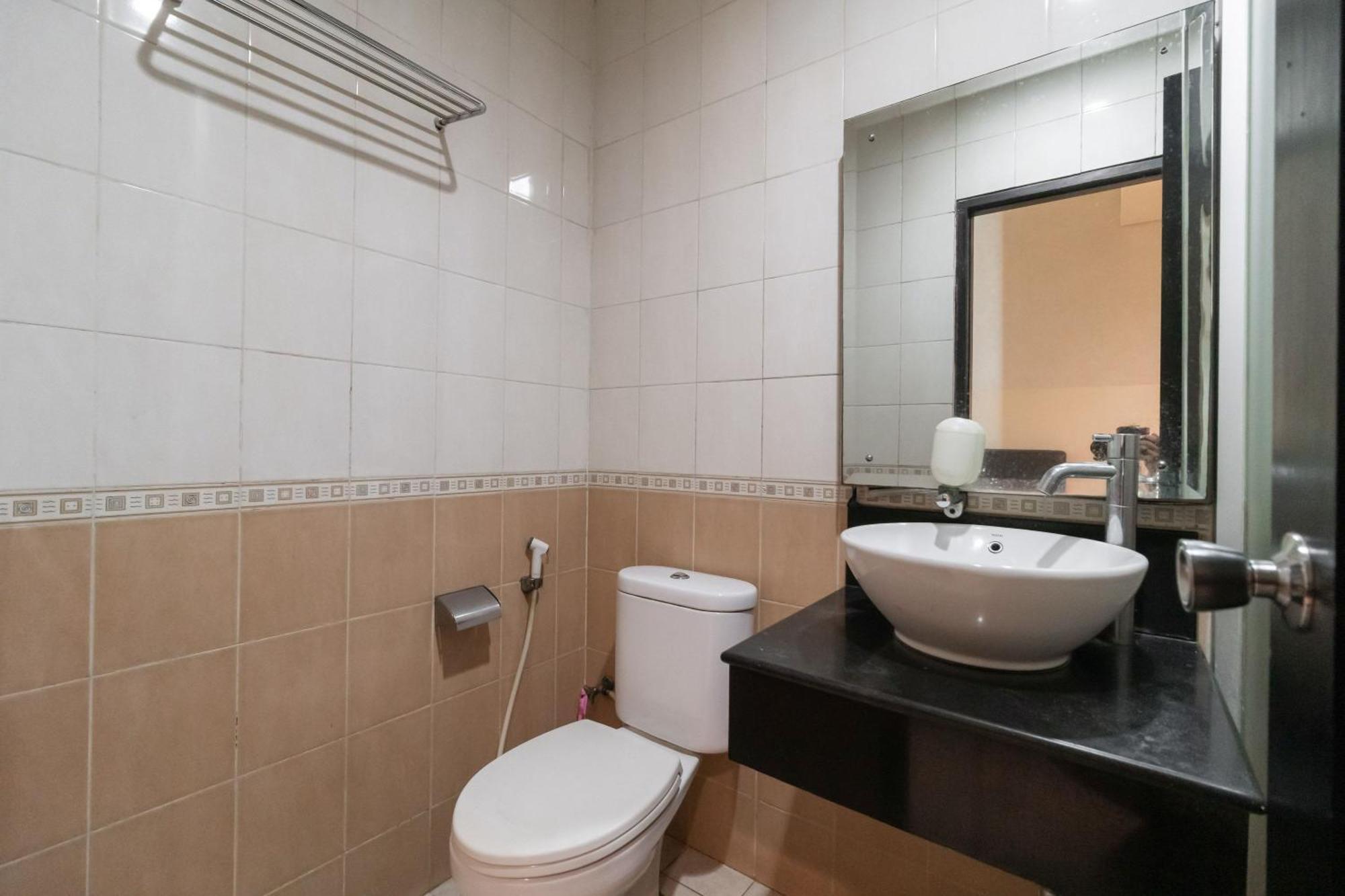 Hotel Reddoorz At Jalan Gunung Sahari Yakarta Habitación foto