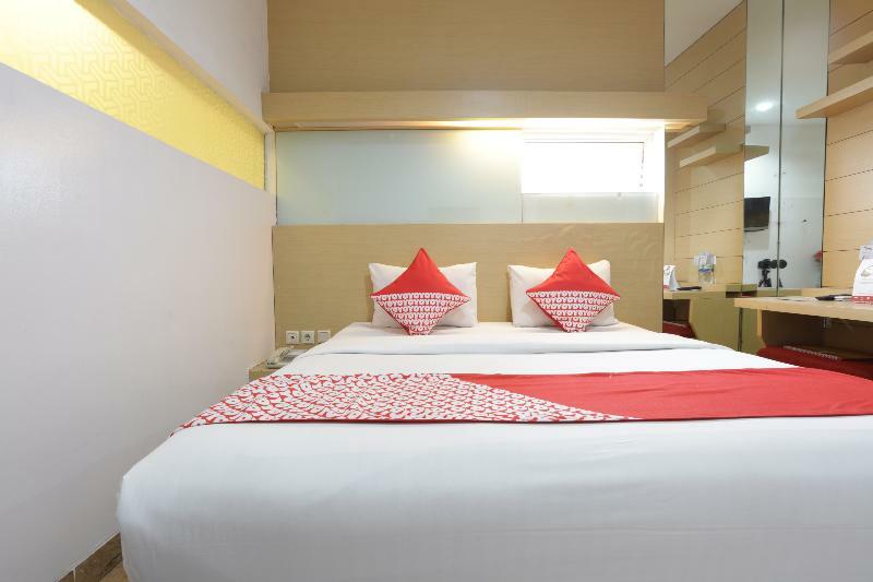 Hotel Reddoorz At Jalan Gunung Sahari Yakarta Exterior foto