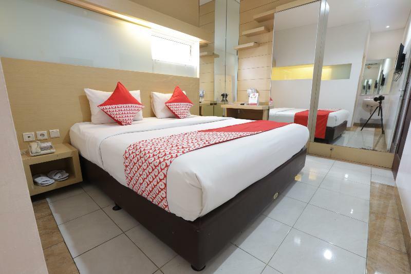 Hotel Reddoorz At Jalan Gunung Sahari Yakarta Exterior foto